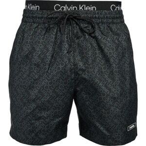 Calvin Klein CORE SOLIDS-MEDIUM DOUBLE WB-PRINT Pánské koupací šortky, černá, velikost XXL